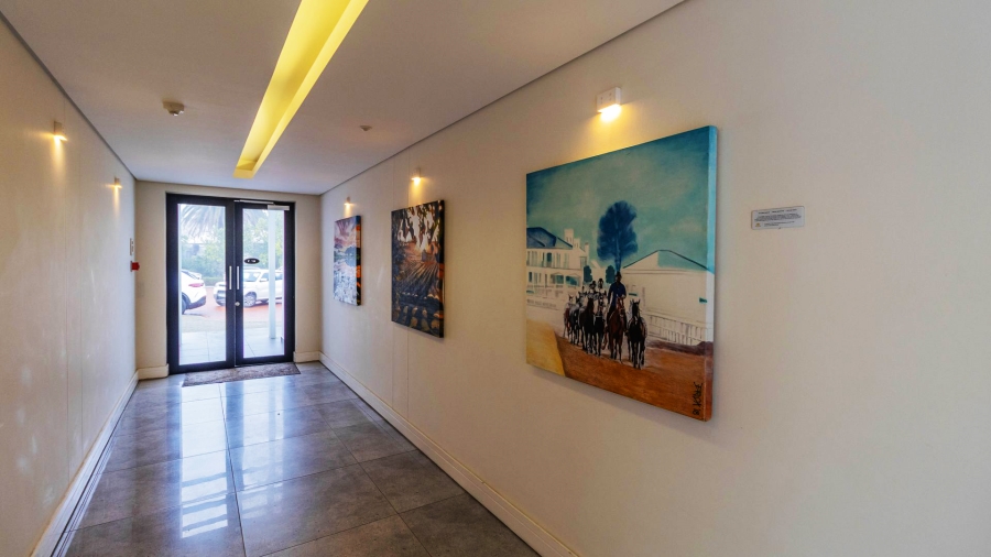 To Let commercial Property for Rent in Val De Vie Estate Western Cape